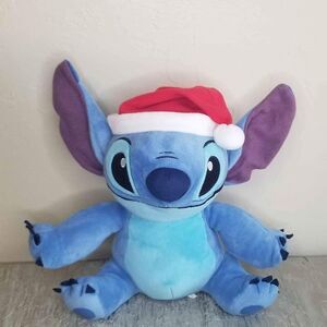 Stitch with Santa Hat